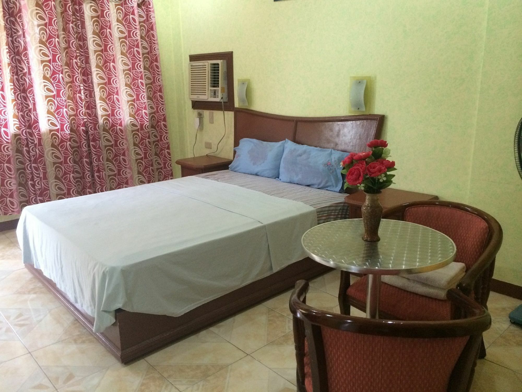 Sunrise Apartelle Olongapo City Exteriör bild