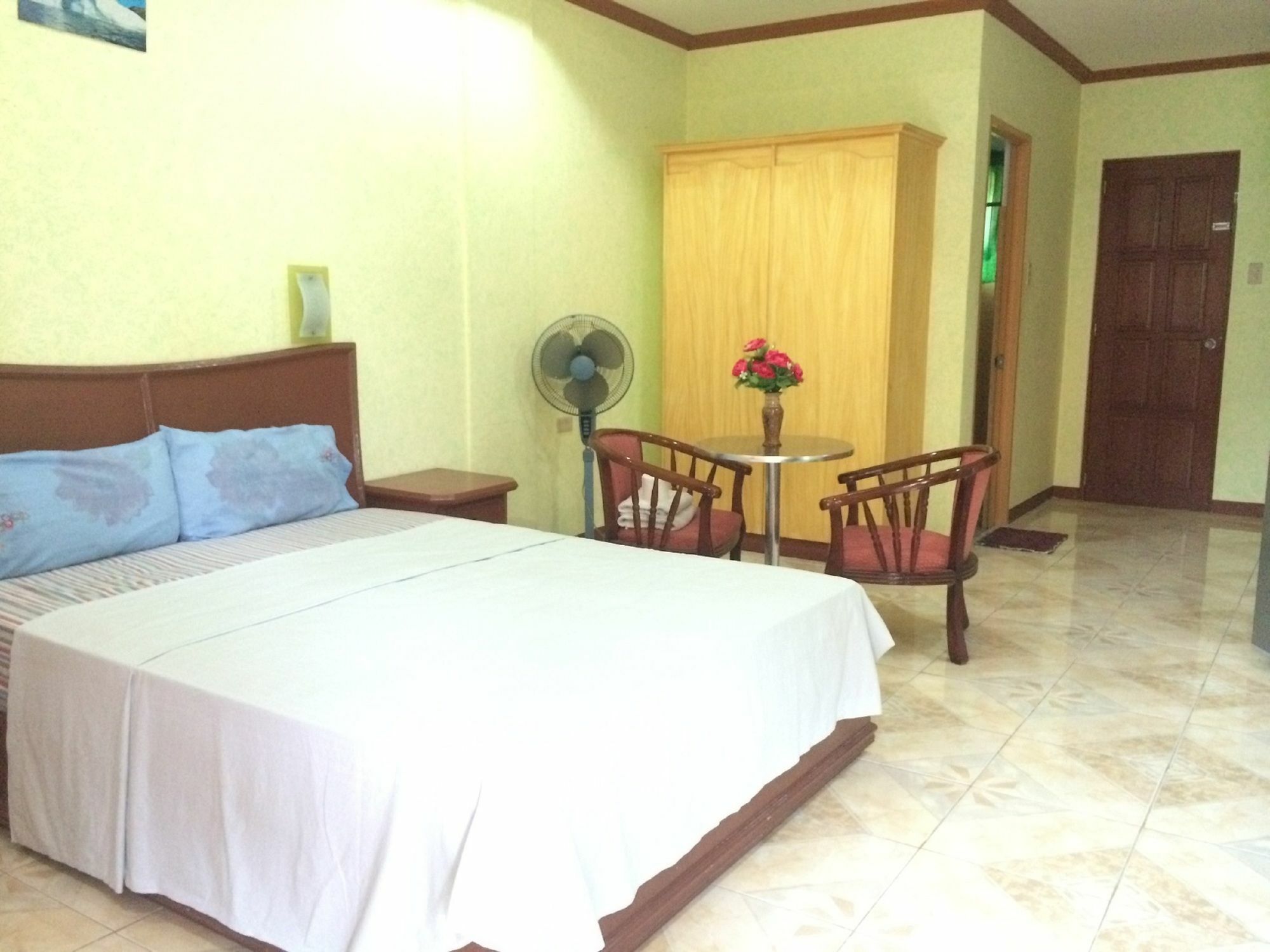 Sunrise Apartelle Olongapo City Exteriör bild