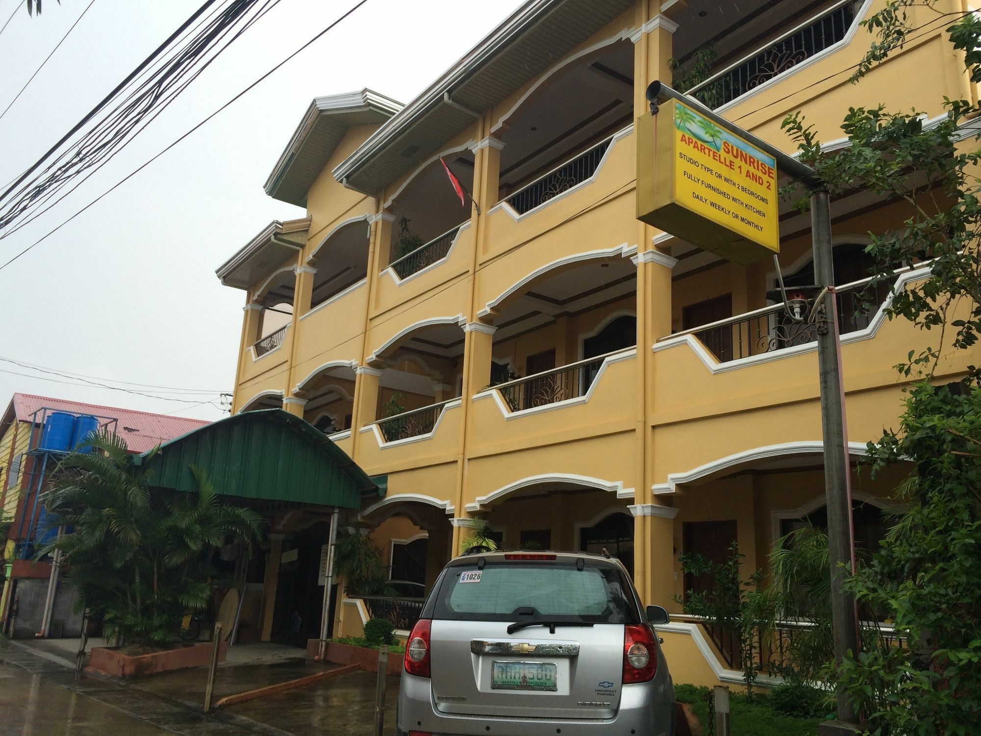 Sunrise Apartelle Olongapo City Exteriör bild