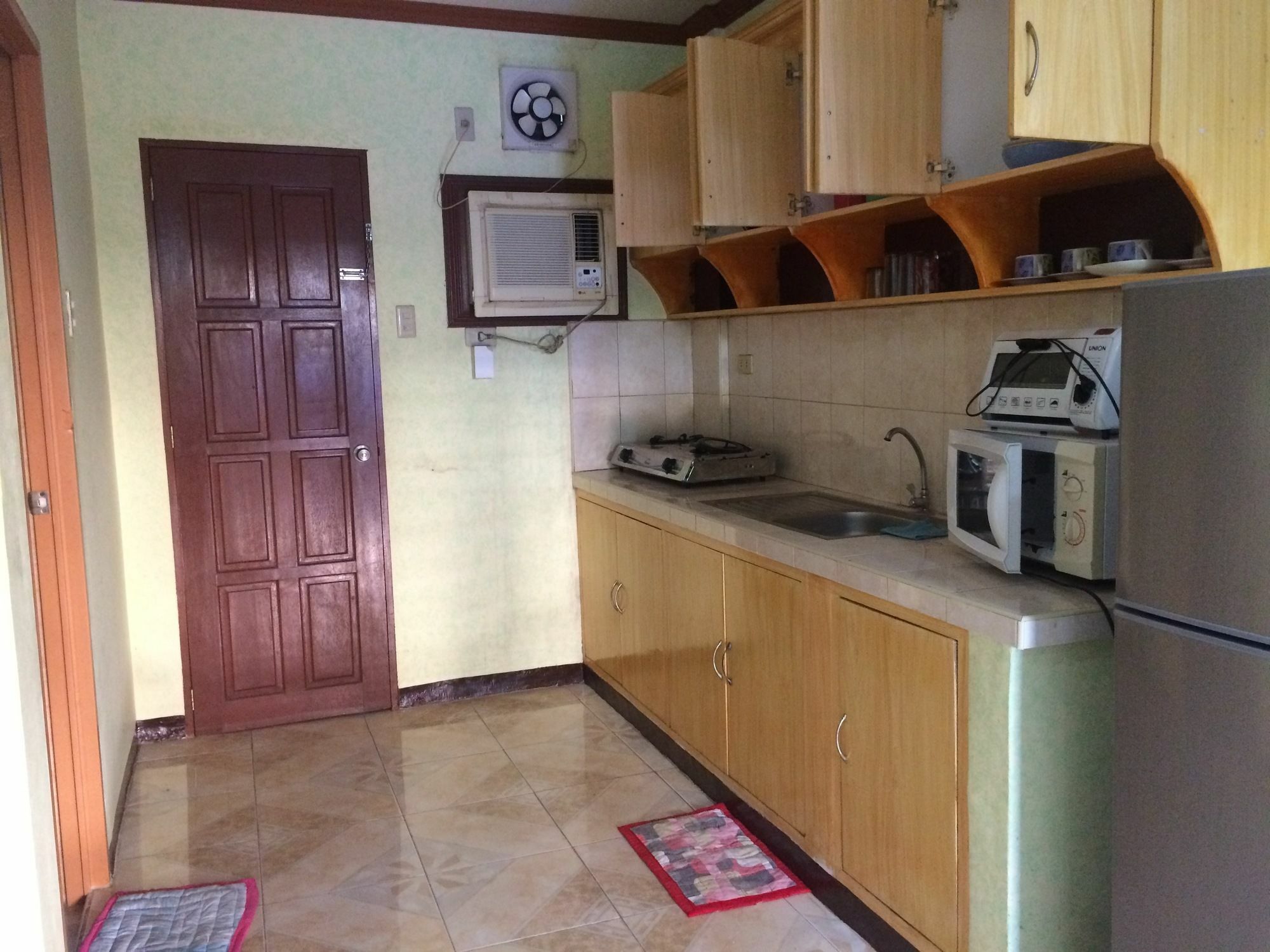 Sunrise Apartelle Olongapo City Exteriör bild